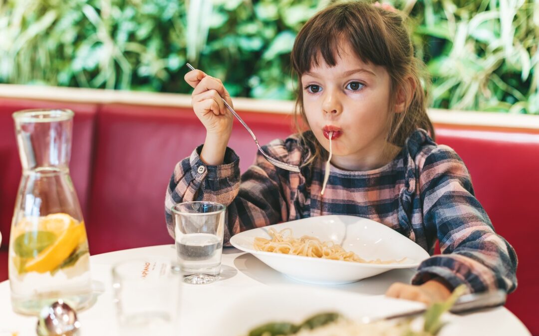 Jakie udogodnienia powinna oferować restauracja przyjazna dzieciom?
